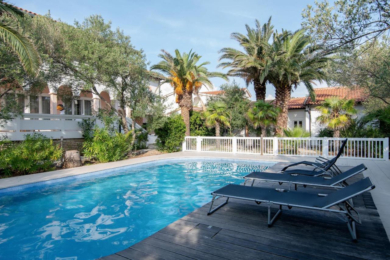 ויר Beach Boy & Pool Girl Apartments מראה חיצוני תמונה